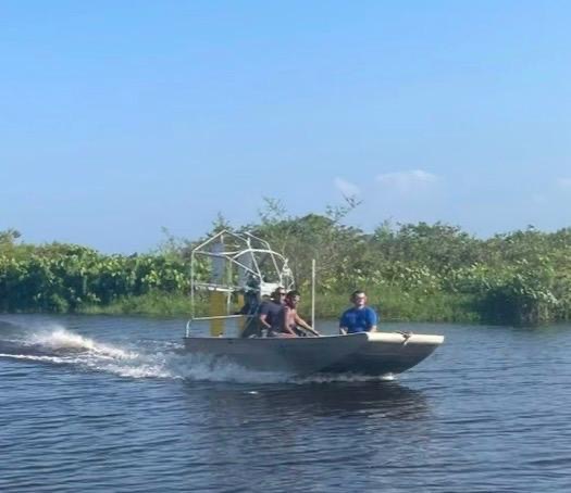 Balade en hydroglisseur sur les marais de Sinnamary